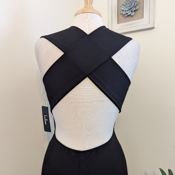 Lulu's Thinking Out Loud Sleeveless Criss Cross Backless Jumpsuit Black Small - Picture 8 of 13